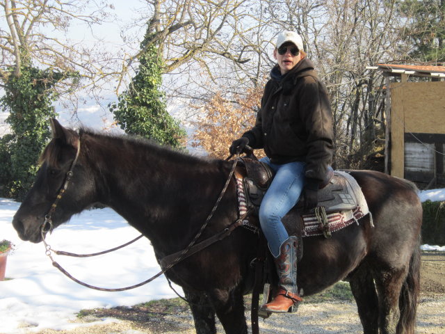 NON notare le muscolature, ma gli stivali nuovi...